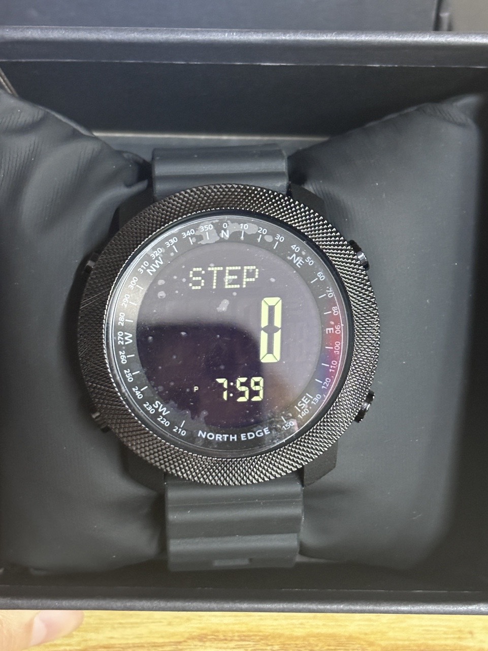 Men Digital Watch NORTH EDGE D - огляд і ціна Altimeter Compass Watch